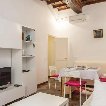 Pantheon One Bedroom Suites Apartman