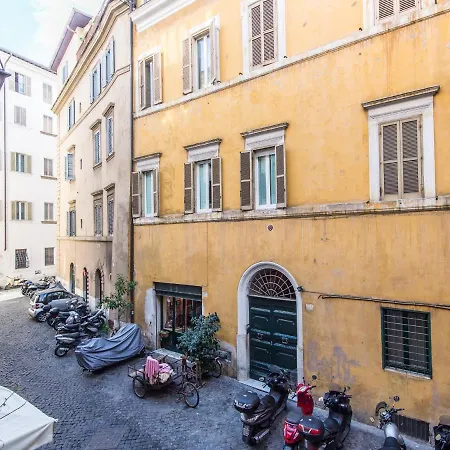 Apartman Pantheon One Bedroom Suites *